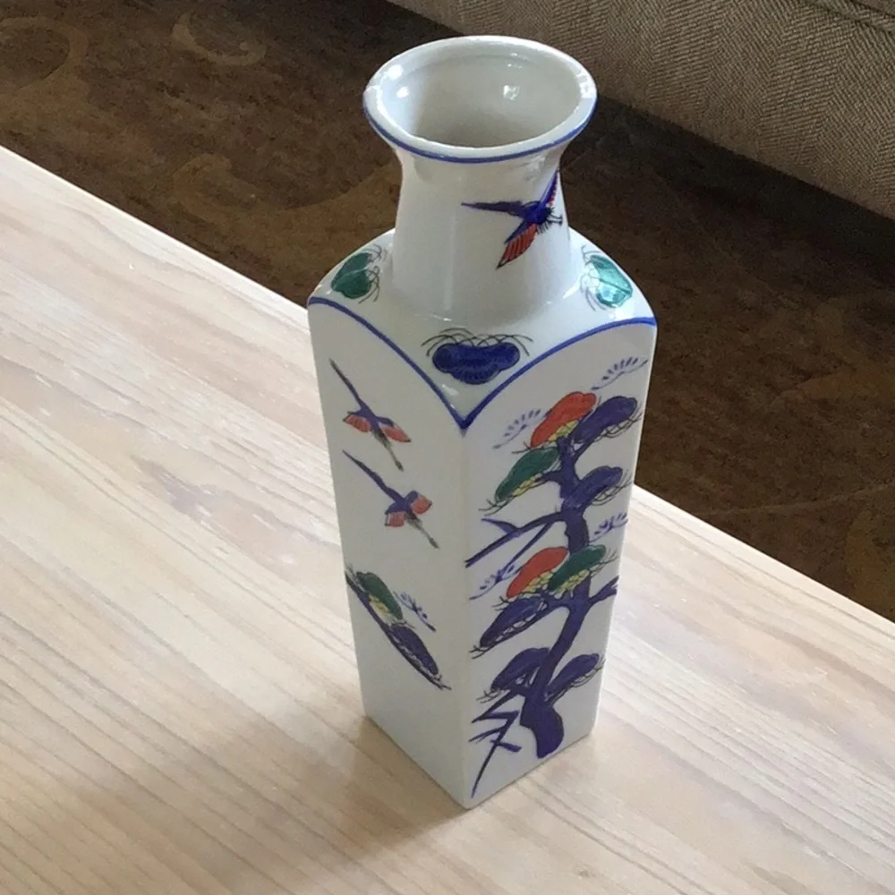 Asian Hand Painted Vase Porcelain Japan Vintage Decor